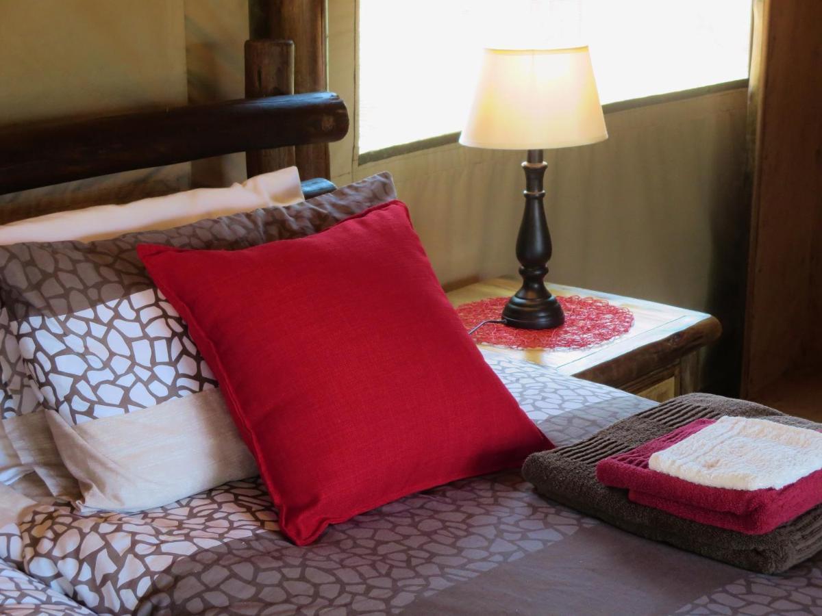 Iphofolo Lodge & Tented Camp Vivo Kültér fotó