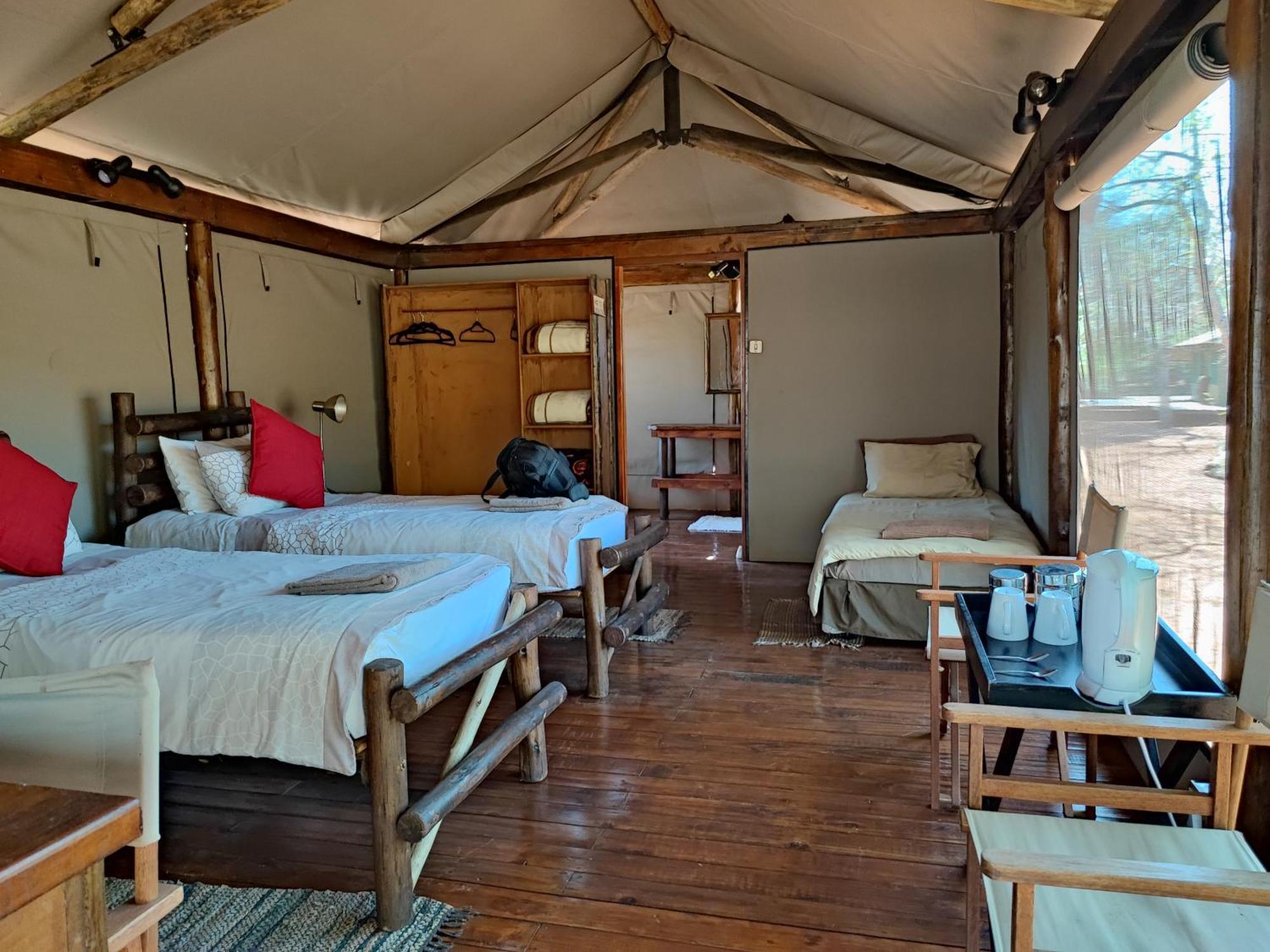 Iphofolo Lodge & Tented Camp Vivo Kültér fotó